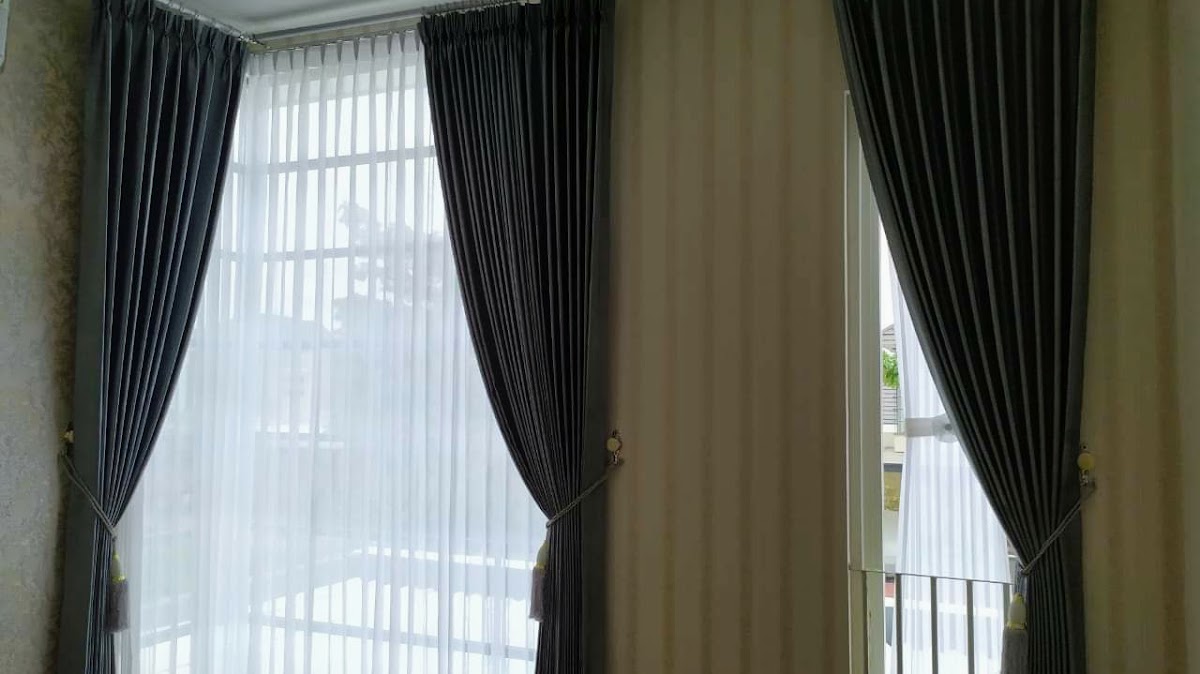 Warna Gorden yang Cocok untuk Dinding Putih  Koee Gorden Sidoarjo